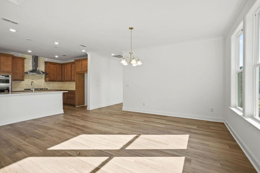 Spacious, unfurnished interior of a new home in Kinsdale, Lancaster (Image 104).