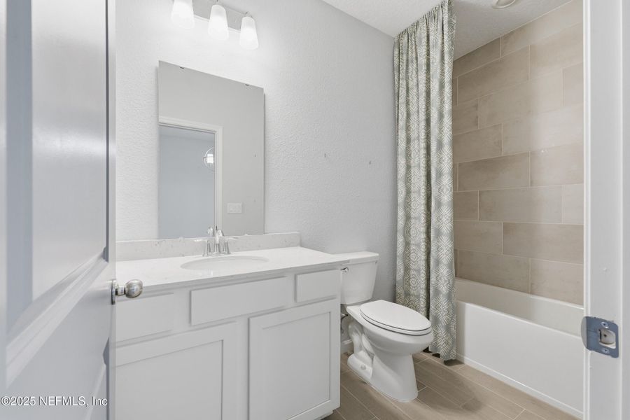 Furnished interior view inside a new home in St Augustine Lakes: St Augustine Lakes 50S, St. Augustine (Image 11). Furnished interior view inside a new home in St Augustine Lakes: St Augustine Lakes 50S, St. Augustine (Image 11).