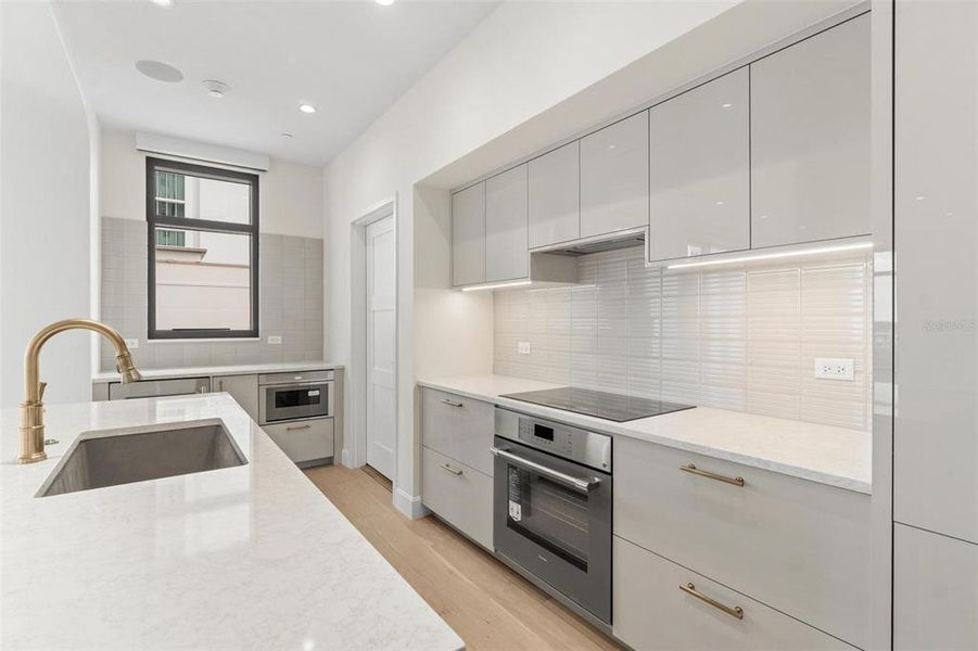 Furnished interior view inside a new home in , St. Petersburg (Image 19).