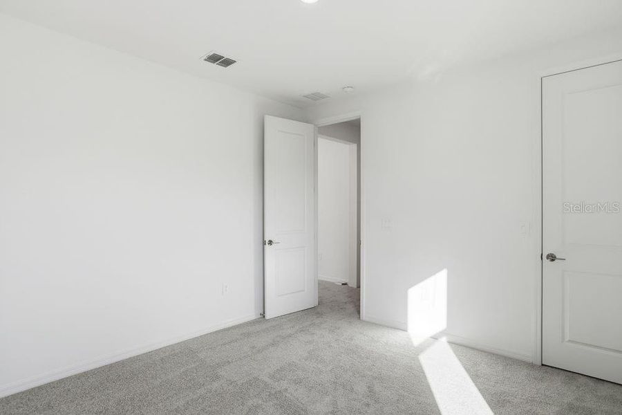 Spacious, unfurnished interior of a new home in Center Lake Ranch Community Group Page, St. Cloud (Image 27).