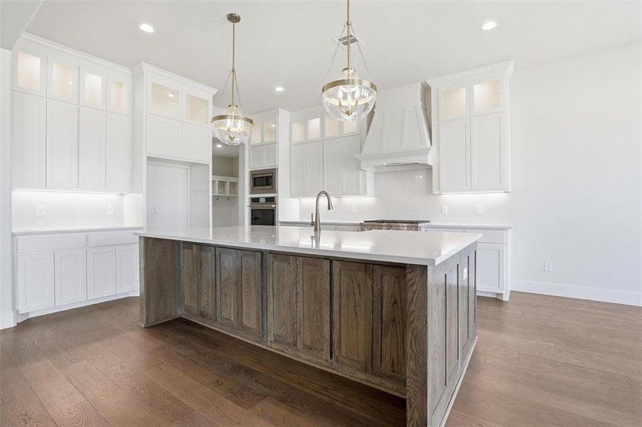 Furnished interior view inside a new home in Aledo Heights - Aledo ISD, Aledo (Image 8).