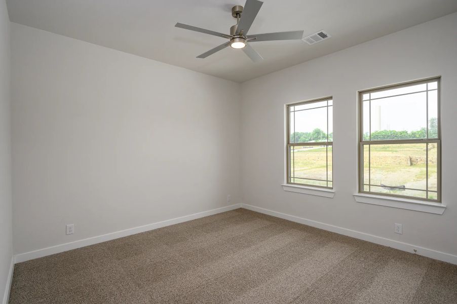 Representative unfurnished interior of a home built from the Seabrook by Stonehollow Homes in Heritage Grove, Blue Ridge (Image 10).