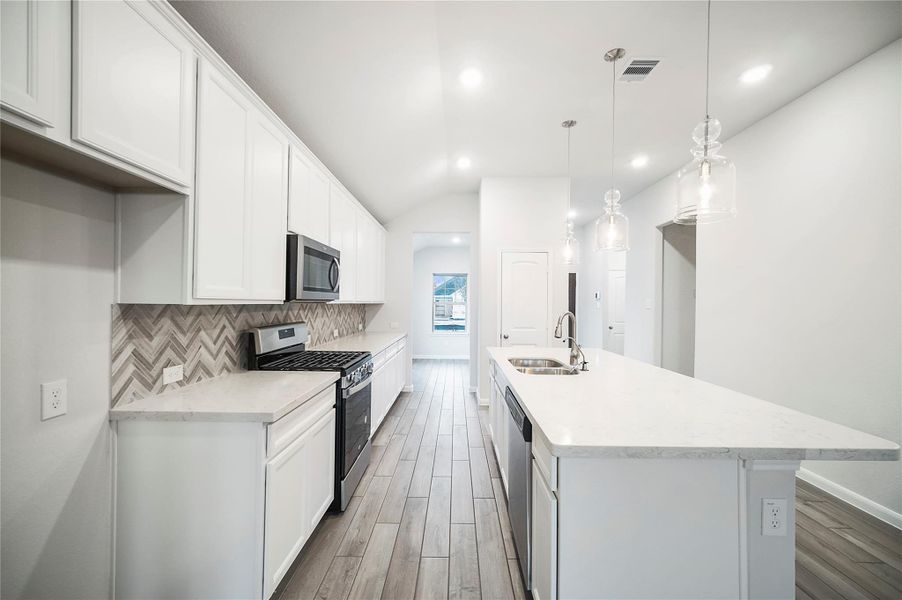 Image 21 of a home in Arabella on the Prairie: Premier Collection. Image 21 of a home in Arabella on the Prairie: Premier Collection.