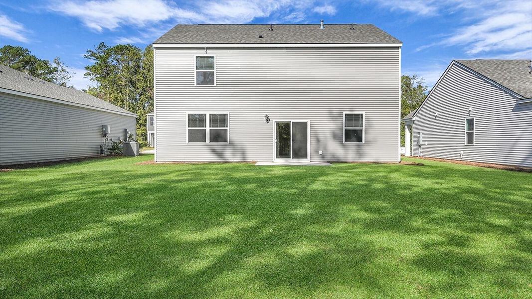Exterior details and patio area of a home in Pineview North, Summerville (Image 20).