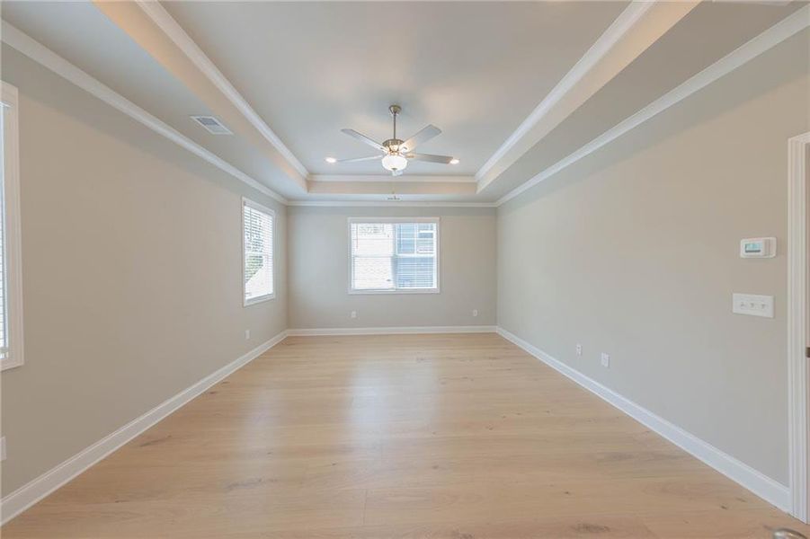Spacious, unfurnished interior of a new home in Livingstone Park, Kennesaw (Image 23).