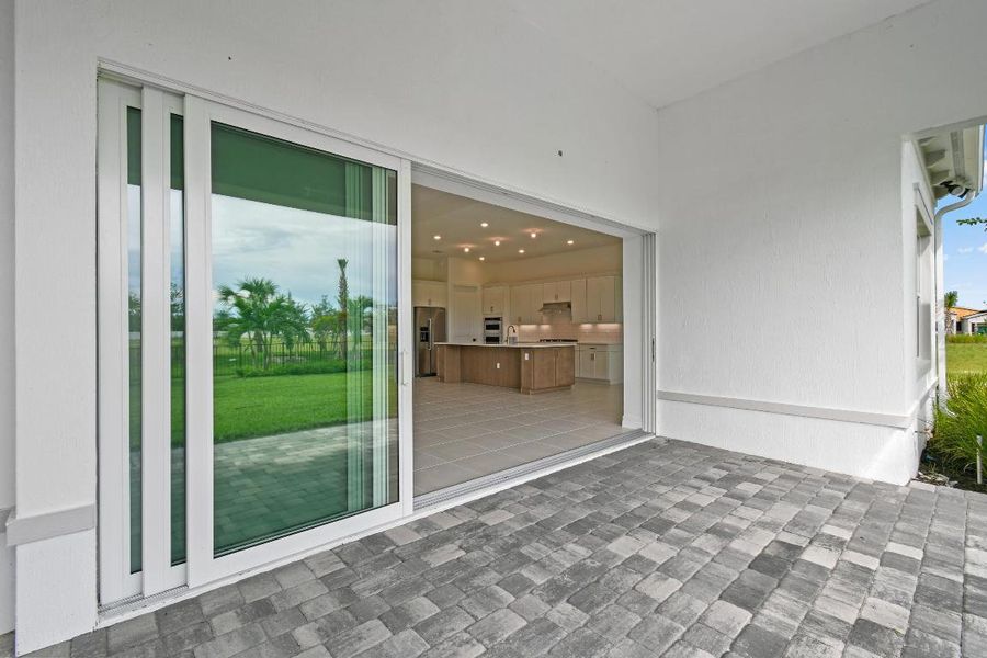 12850SpringerCircle(44)