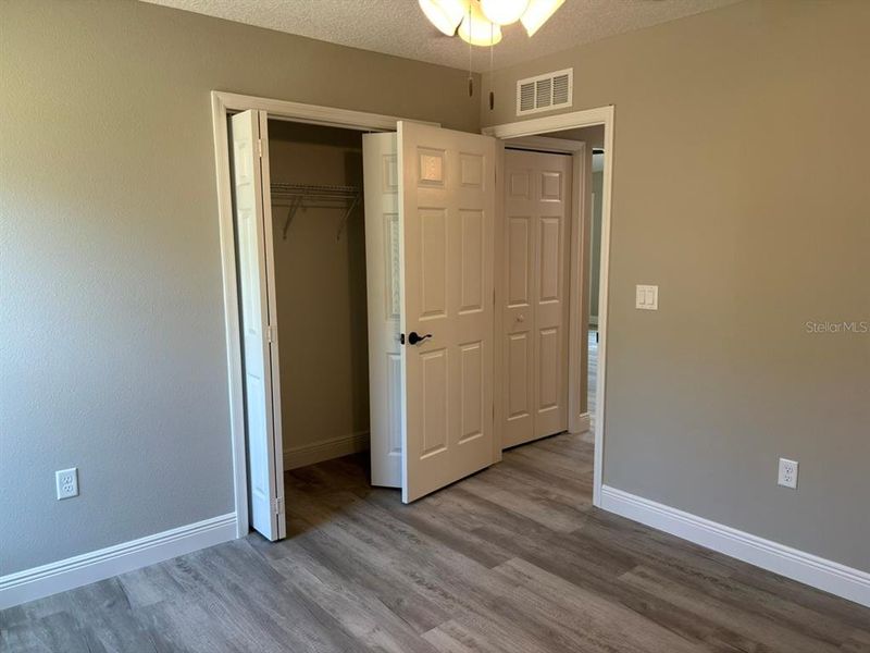 Spacious, unfurnished interior of a new home in , Dunnellon (Image 14).