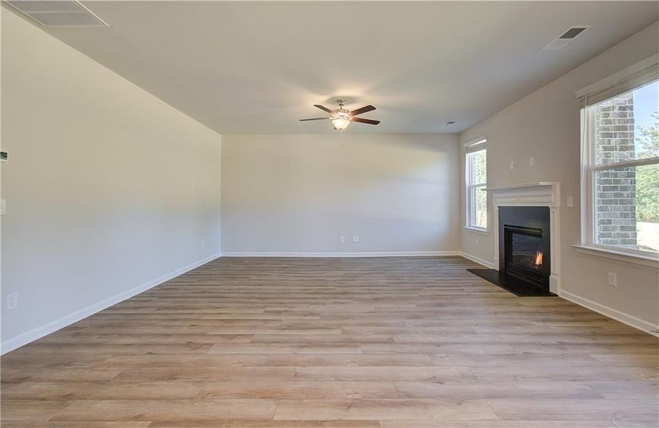 Spacious, unfurnished interior of a new home in Burchwood, Stockbridge (Image 24).