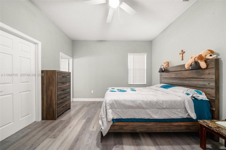 Furnished interior view inside a new home in , Avon Park (Image 17).