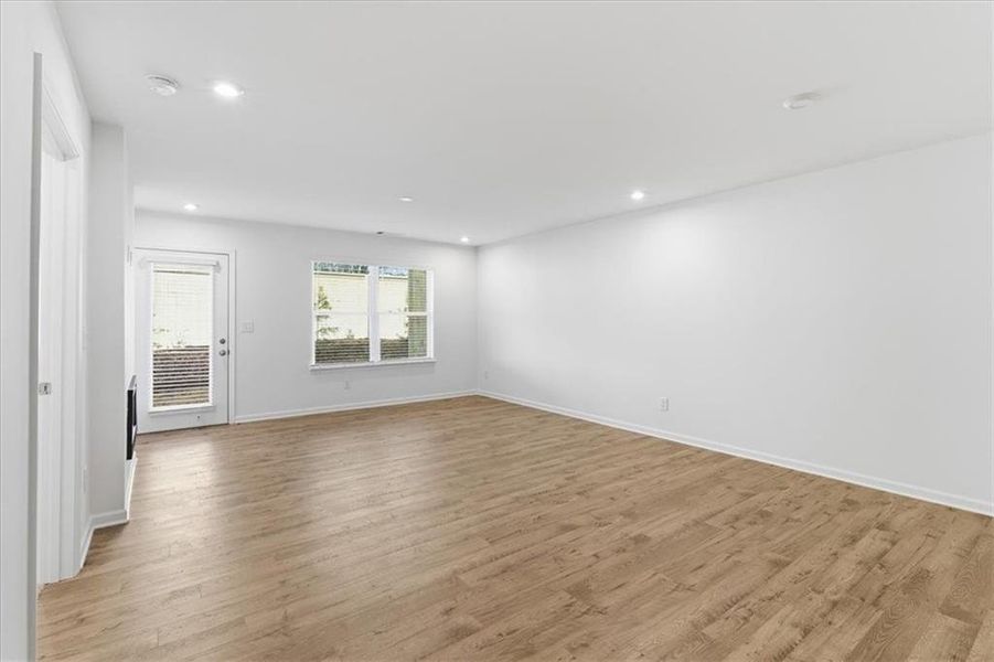 Spacious, unfurnished interior of a new home in Silver Leaf, Dawsonville (Image 27).