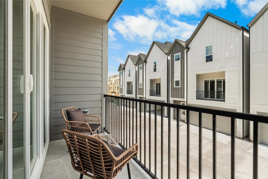 Exterior details and patio area of a home in , Houston (Image 4).