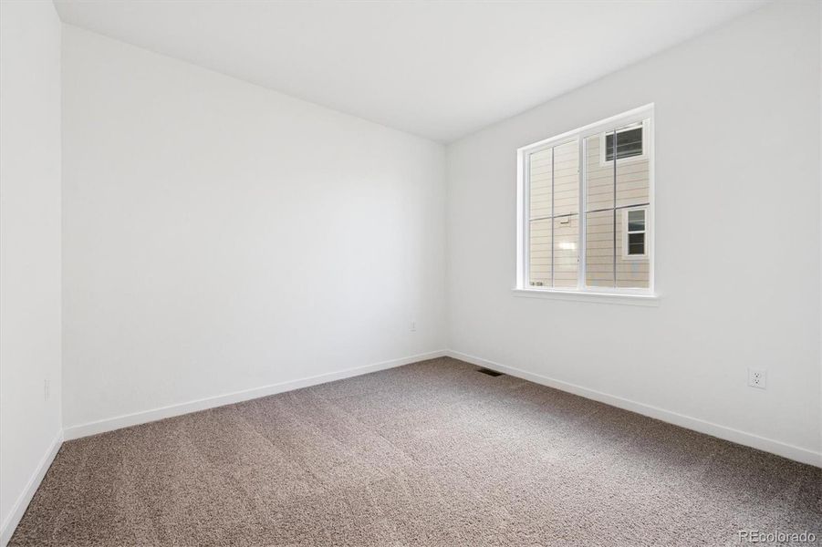 Spacious, unfurnished interior of a new home in Harvest Crossing, Aurora (Image 14). Spacious, unfurnished interior of a new home in Harvest Crossing, Aurora (Image 14).