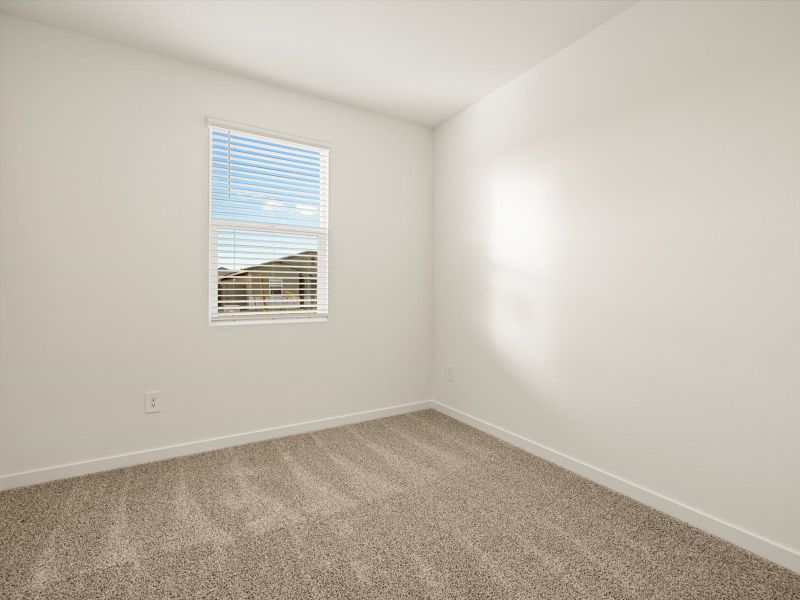 Spacious, unfurnished interior of a new home in Paloma Creek - Estate Series, Surprise (Image 13).