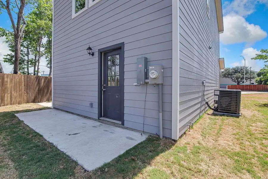 Exterior details and patio area of a home in , Fort Worth (Image 4).