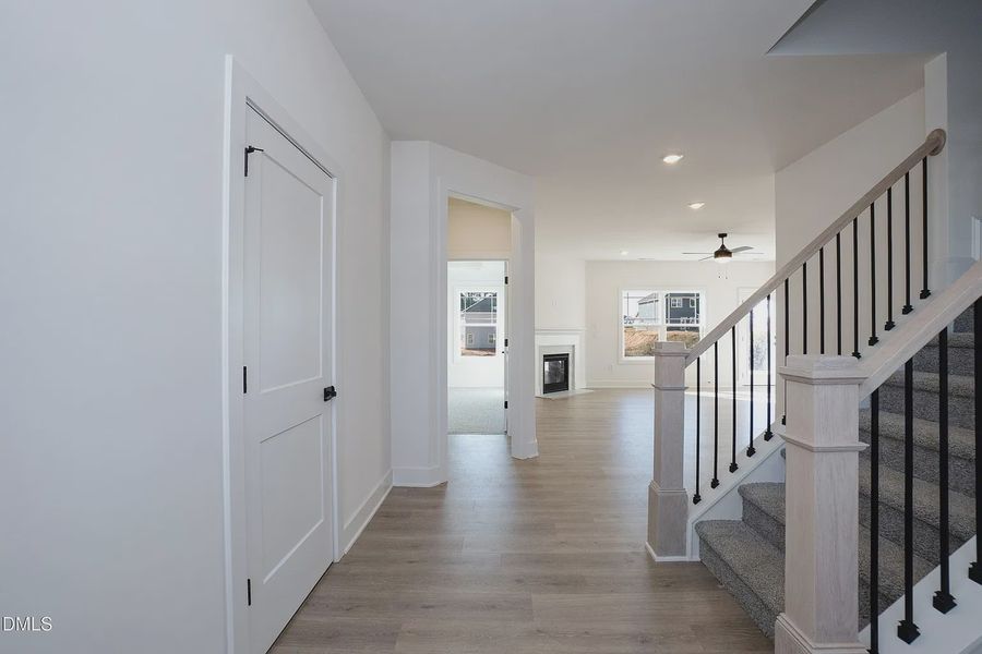 Spacious, unfurnished interior of a new home in Jackson Ridge, Pikeville (Image 12).