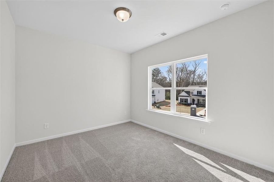 Spacious, unfurnished interior of a new home in Jones Ridge, Dallas (Image 28).