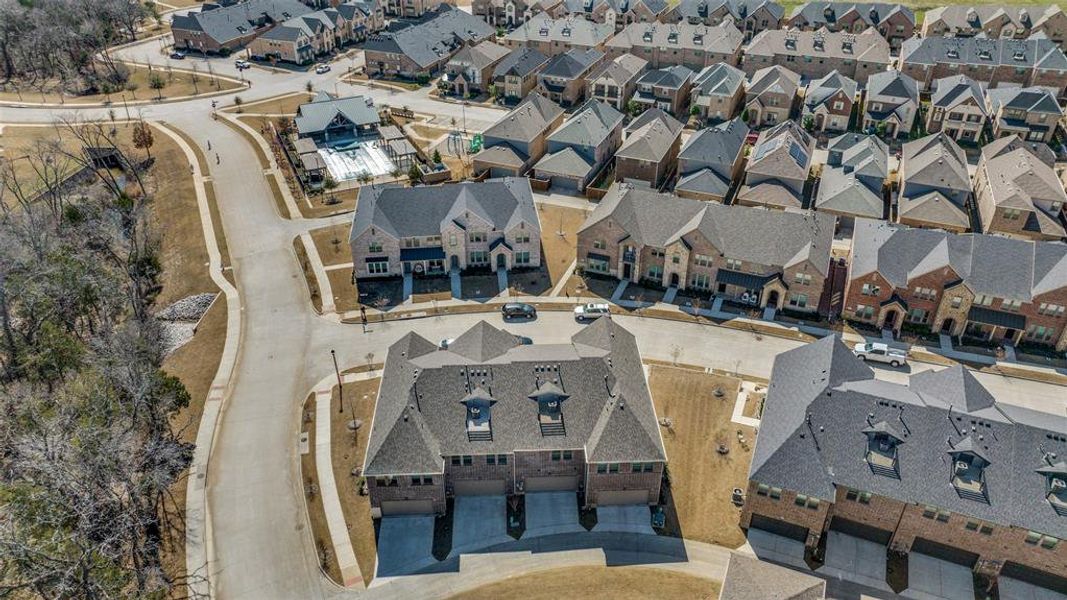 Birds eye view of property featuring a residential view