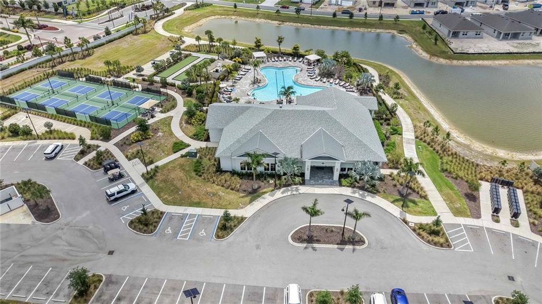 Community amenities in , Port Charlotte (Image 61).