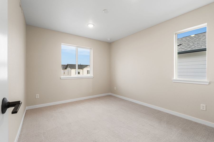 Spacious, unfurnished interior of a new home in Barefoot Village, Longmont (Image 18). Spacious, unfurnished interior of a new home in Barefoot Village, Longmont (Image 18).