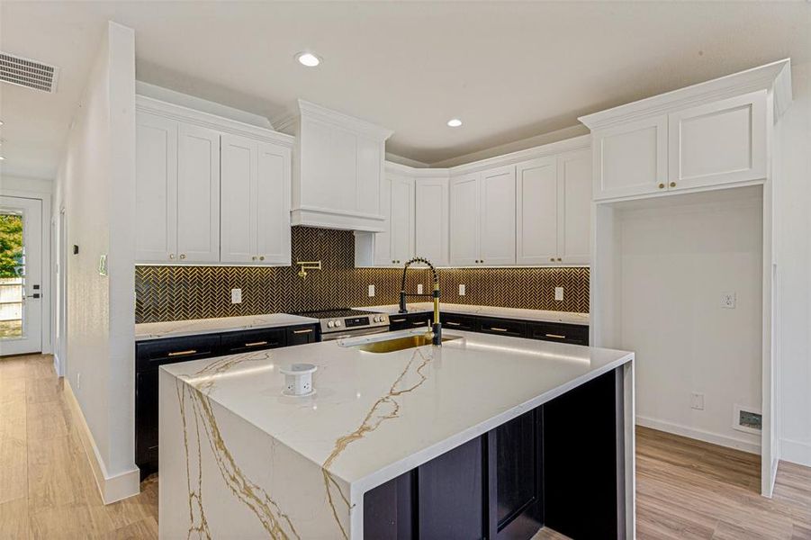 Furnished interior view inside a new home in , Denton (Image 6).