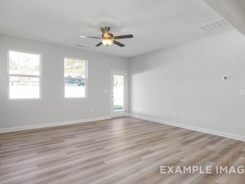 Spacious, unfurnished interior of a new home in Gregory Village, Lillington (Image 18).