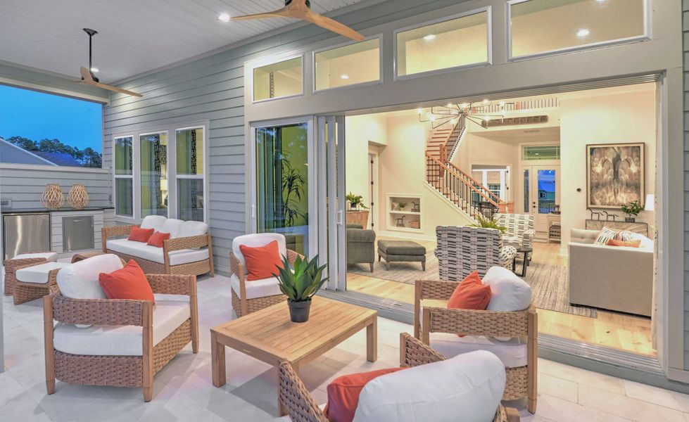 Exterior details and patio area of a home in Seven Pines, Jacksonville (Image 29).
