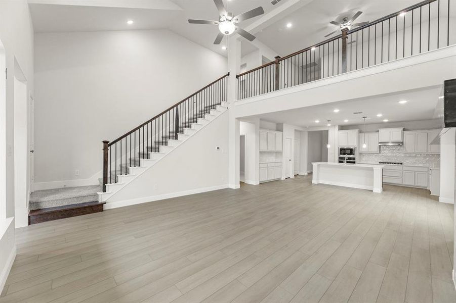 07_5534 Burford, Celina 07_5534 Burford, Celina