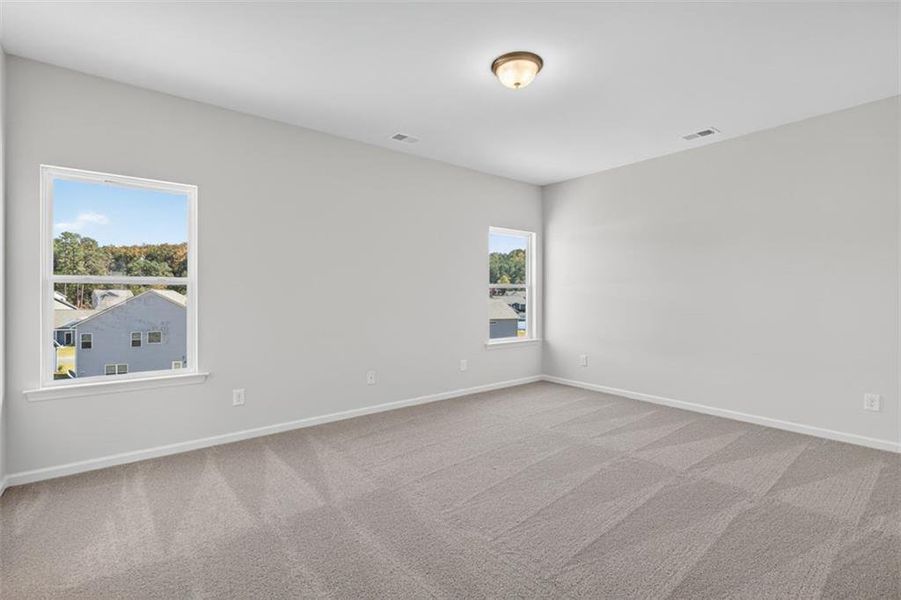 Spacious, unfurnished interior of a new home in Longbrooke, Rome (Image 40).