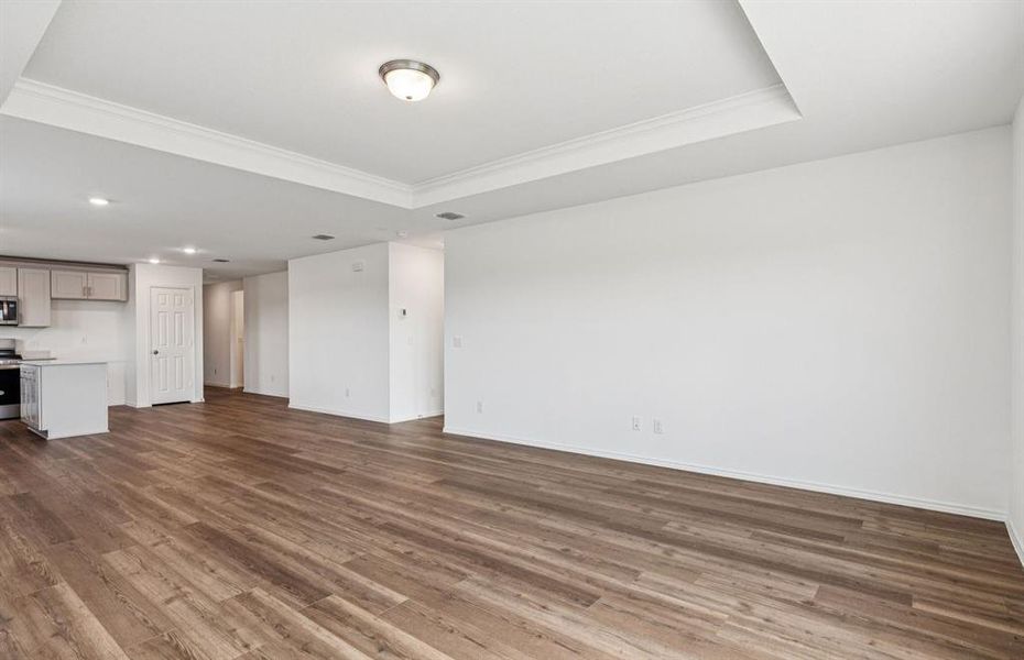 Bright and inviting gathering room perfect for entertaining Bright and inviting gathering room perfect for entertaining