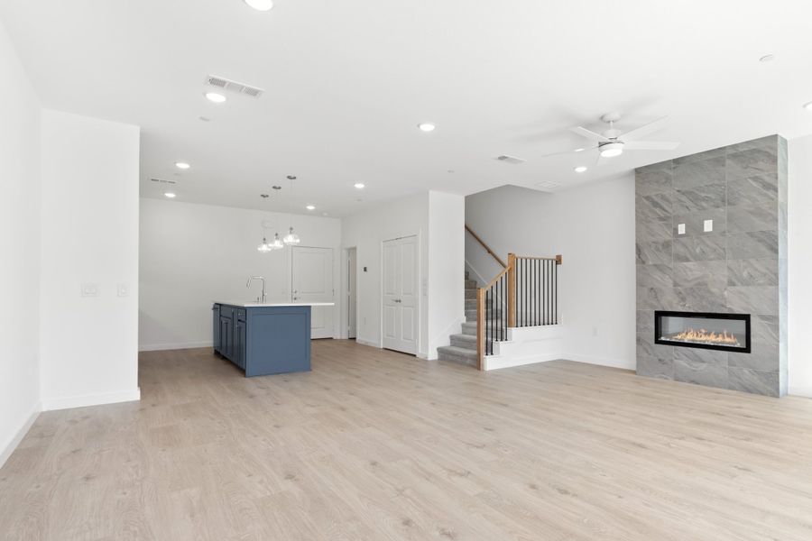 Spacious, unfurnished interior of a new home in Willow Grove Townhomes, Melissa (Image 25).