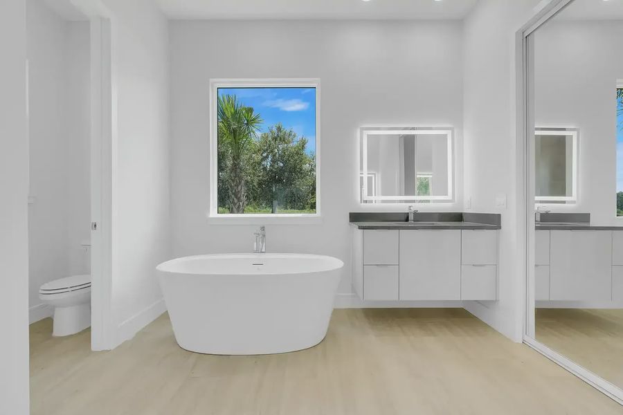 3036 Kensington Ave:Interior