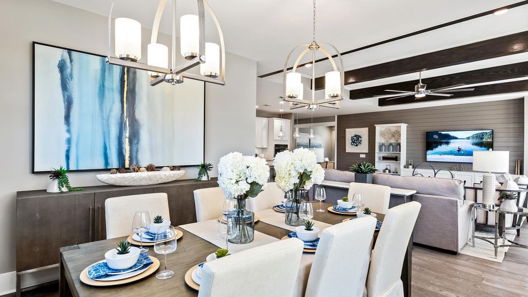 Dining Dining