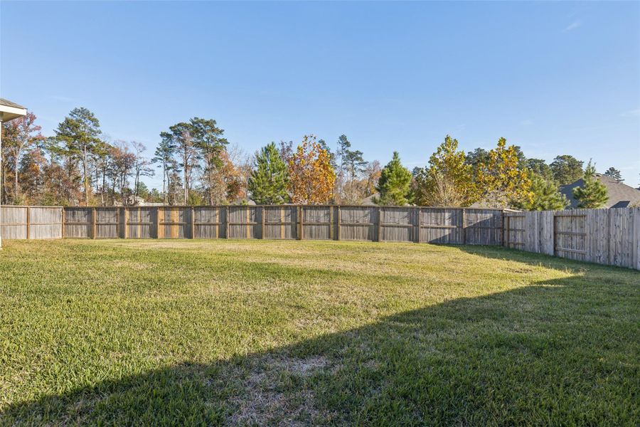 Exterior details and patio area of a home in , Willis (Image 27).