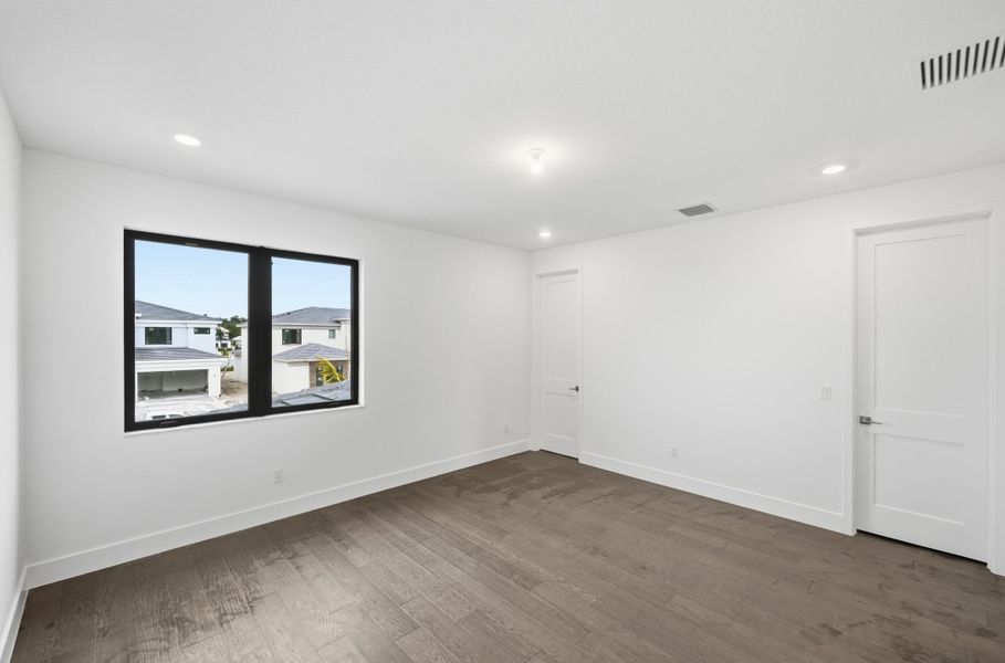 21-print-10140-royal-ascot-avenue 21-print-10140-royal-ascot-avenue