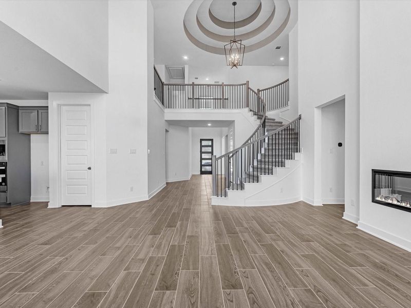 Spacious, unfurnished interior of a new home in Meridiana, Manvel (Image 18).