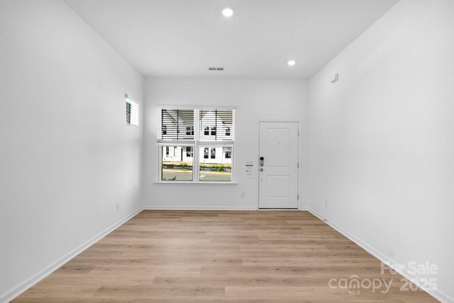 3127 Beacon Heights ~ Ready Now