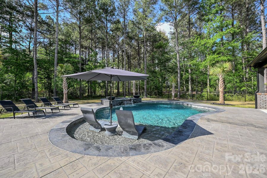 Community amenities in , Marshville (Image 30).