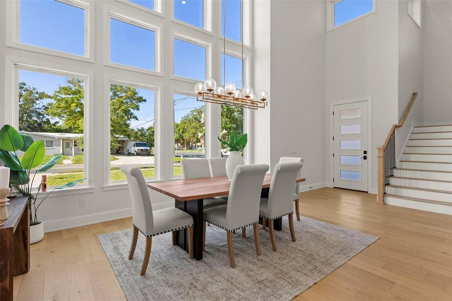 Furnished interior view inside a new home in , Orlando (Image 47).