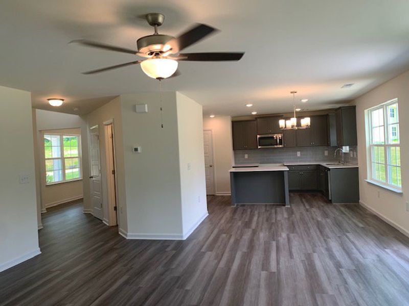 Spacious, unfurnished interior of a new home in Avondale, Greensboro (Image 13).