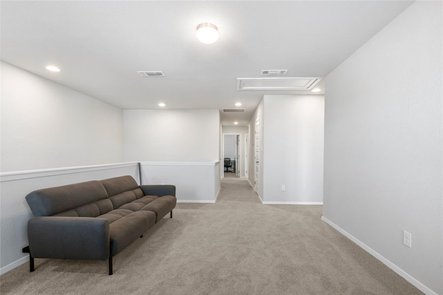 Gameroom/Loft Gameroom/Loft