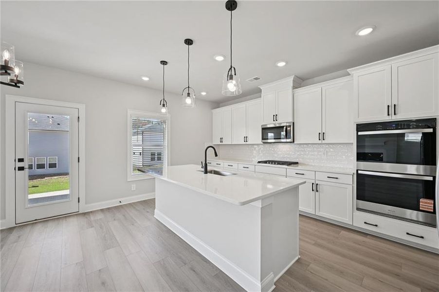 Furnished interior view inside a new home in , Braselton (Image 9).