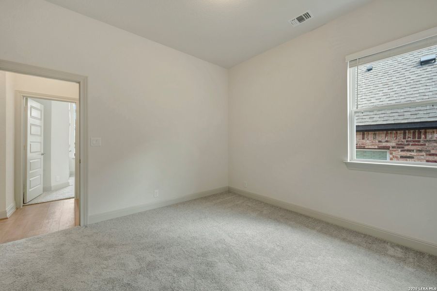 Spacious, unfurnished interior of a new home in Windsong - Reserve Series, Boerne (Image 44). Spacious, unfurnished interior of a new home in Windsong - Reserve Series, Boerne (Image 44).