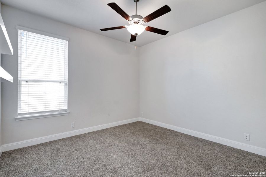 Spacious, unfurnished interior of a new home in Steele Creek, Cibolo (Image 14).