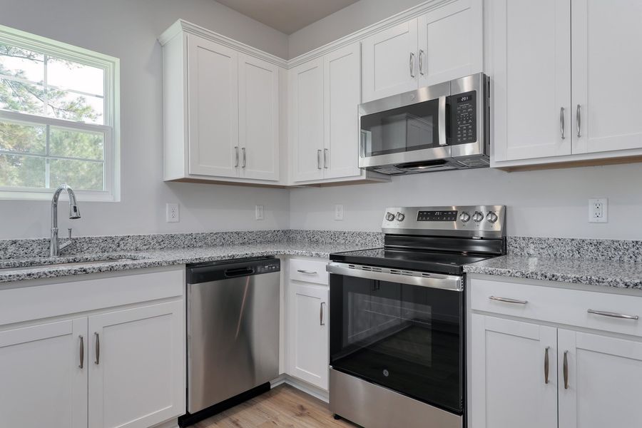 Image 29 of a home in Hainer Place.