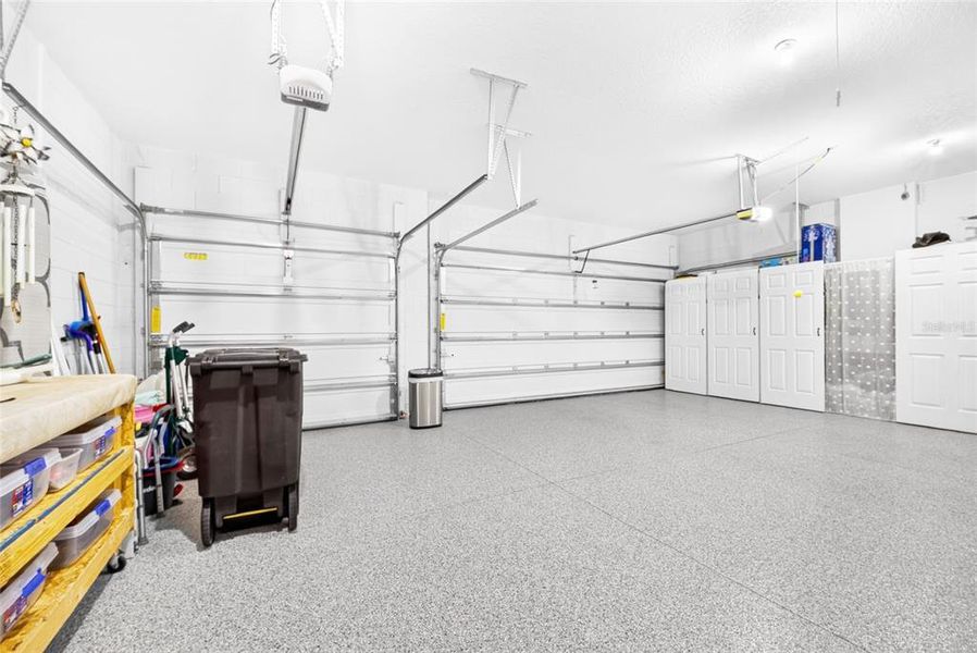 Spacious, unfurnished interior of a new home in , Ocala (Image 22).