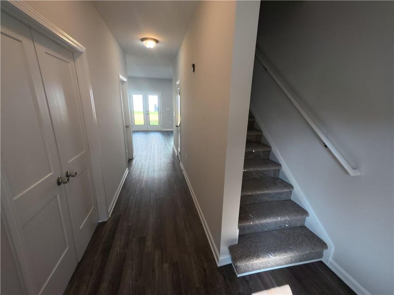 Spacious, unfurnished interior of a new home in , Temple (Image 18).