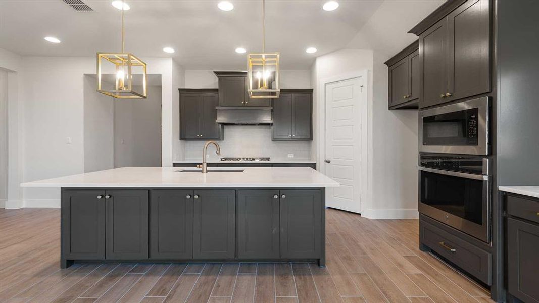 Furnished interior view inside a new home in Myrtle Creek 60', Waxahachie (Image 11).