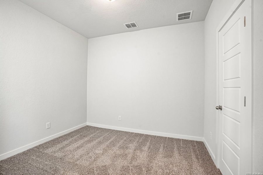 Spacious, unfurnished interior of a new home in Highland Ridge, San Antonio (Image 37). Spacious, unfurnished interior of a new home in Highland Ridge, San Antonio (Image 37).