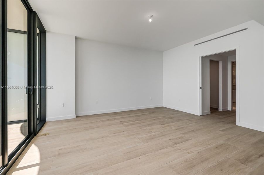 Spacious, unfurnished interior of a new home in , Pompano Beach (Image 22). Spacious, unfurnished interior of a new home in , Pompano Beach (Image 22).