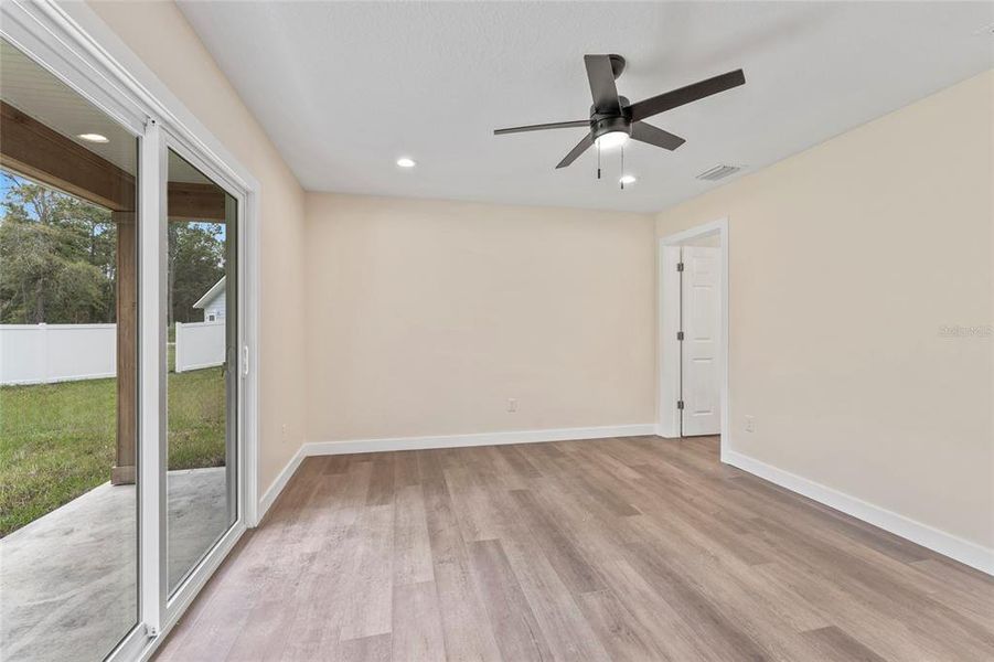 Spacious, unfurnished interior of a new home in , Georgetown (Image 11).